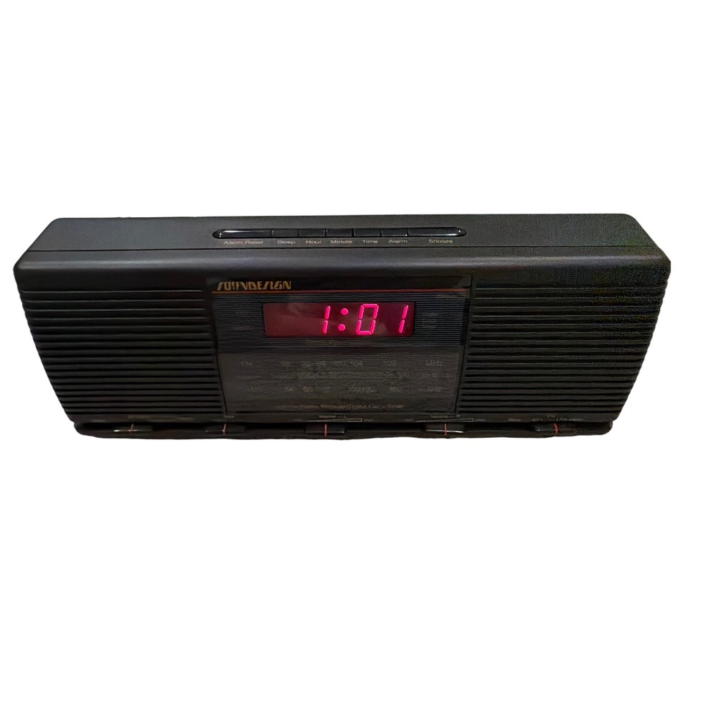 Soundesign 3667BLK AM/FM Stereo Receiver Digital Clock Radio Black Vintage